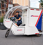Purolator delivery vehicle